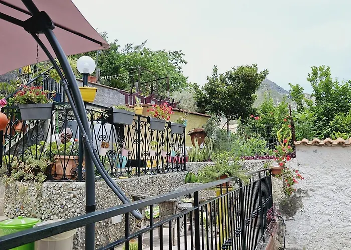 B&B Villa Maria Giardini-Naxos